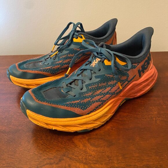 Hoka Speedgoat 5 Size 9 - Picture 2 of 5